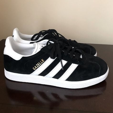 adidas Originals Gazelle trainers in black suede Size 51/2 (fit like a 6) Gazelle Adidas Outfit Black, Black Snickers Shoes, Gazzele Adidas, Gazzeleadidas Shoes, Black Adidas Gazelle Outfit, Gazzeleadidas Outfit, Black Gazelle Adidas Outfit, Nike Gazelle, Black Adidas Gazelle