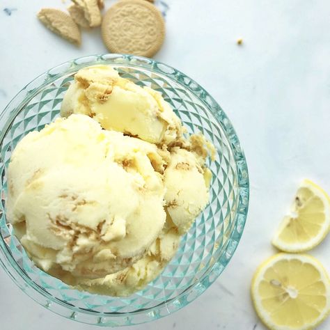 Lemon Cheesecake Ice Cream, Desserts For Summer, Best Ice Cream Maker, Gelato Flavors, Lemon Cookie, Cookie Ice Cream, Creami Recipes, Gelato Recipe, Ice Lollies