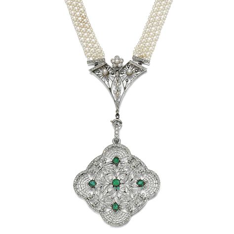 SEED PEARL, EMERALD AND DIAMOND SAUTOIR,  CIRCA 1915 Edwardian Jewelry, Art Nouveau Jewelry, Antique Necklace, Royal Jewelry, Seed Pearl, Fantasy Jewelry, Emerald Jewelry, Vintage Jewels, Art Deco Jewelry