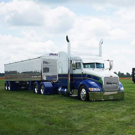 Peterbilt 386, Custom Big Rig, Fashion Truck, Medium Duty Trucks, Chevrolet Truck, Old Lorries, Custom Truck, Trucking Life, Dodge Truck