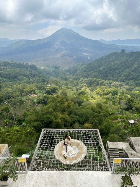 Amazing View facing Mount Agung in Bali Bail Indonesia, Bali Cafe, Watching The Sunrise, Bali Sunset, Breathtaking Photography, Amazing Views, Explore Travel, Travel Goals, Dream Vacations