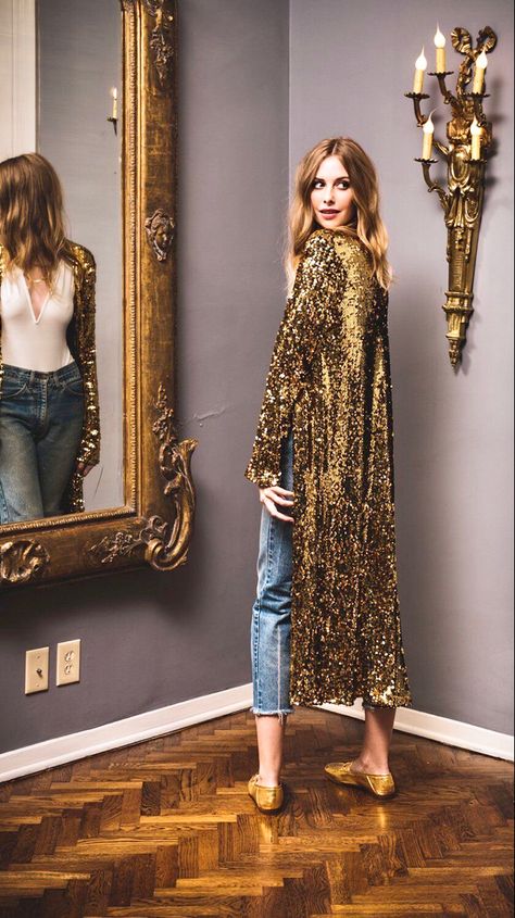 Hoddies Outfits, Sequin Duster, Lauren Bushnell, Gold Sequin Fabric, Sequin Kimono, Cute Date Outfits, Christmas Day Outfit, Gold Sequin, Look Fashion