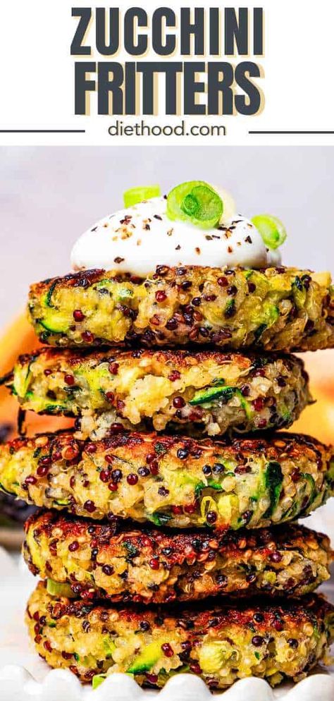 Crispy Zucchini Fritters - Easy Zucchini Recipe! Crispy Zucchini Fritters, Quinoa Fritters, Zucchini Side Dish Recipes, Zucchini Quinoa, Crispy Zucchini, Zucchini Recipes Baked, Zucchini Side Dishes, Crispy Quinoa, Easy Zucchini Recipes