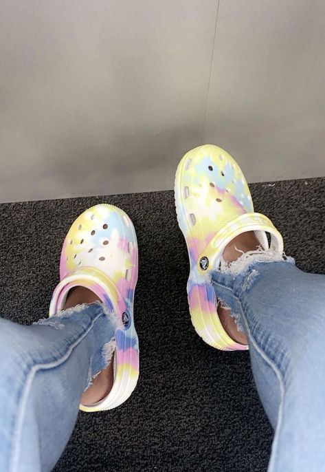 #rainbowcrocs #rainbow #crocs #croc #color #pastel Crocs Aesthetic, Crocs Outfit, Dream Shoe, Crocs Fashion, Fresh Shoes, Hype Shoes, Shoe Inspo, Aesthetic Shoes, Shoe Closet