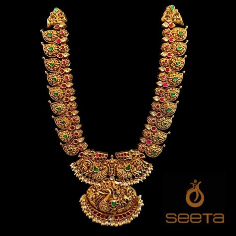 Antique gold nakshi mango haram - Indian Jewellery Designs Mango Haram Designs, Necklace Set Indian Bridal Jewelry, Mango Haram, Antique Necklace Gold, Mango Mala, Gold Jewelry Prom, Haram Designs, Wedding Jewelry Sets Bridal Jewellery, Gold Jewels Design