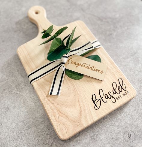 Cheese Board Engraving Ideas, Engraved Cheese Board, Glowforge Projects, Engraved Wedding Gifts, Wooden Serving Boards, Laser Cut Wood Crafts, Board Wedding, New Couple, Wooden Tags