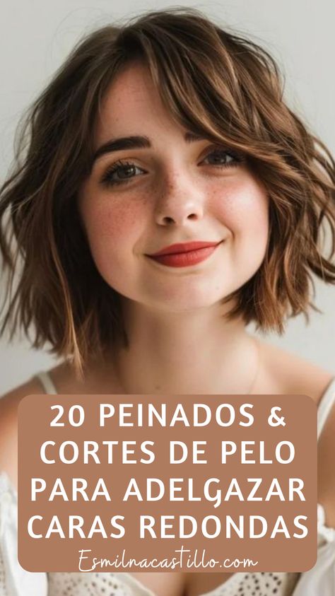 Los mejores cortes y peinados para afinar caras redondas. ¡Inspírate y cambia tu look hoy mismo! 👱‍♀️💖 #AdelgazarRostro #Peinados #Belleza Corte Bob Corto Cara Redonda, Cortes De Pelo Corto Mujer, Cortes Aesthetic, 40 Hairstyles, Shaggy Bob, Grad Dresses, Cole Sprouse, Balayage, Hair Inspiration