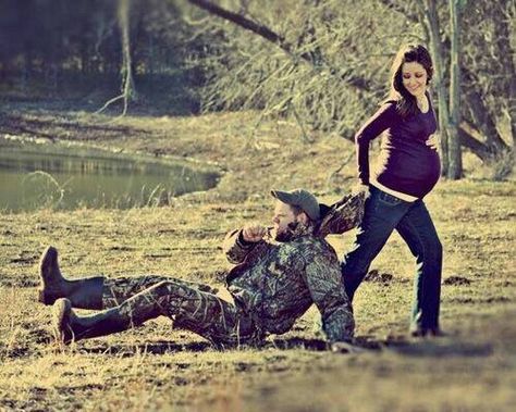 Country announcement baby Country Couple Pictures, Country Couples, Maternity Poses, Maternity Photos, Pregnancy Shoot, Maternity Pictures, Pregnancy Photoshoot, Future Kids, Future Baby