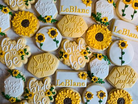 Sunflower bridal shower cookies decorated cookies royal icing Sunflower Bridal Shower Decor, Simple Bridal Shower Finger Foods, Sunflower Bridal Shower Cake, Sunflower Bridal Shower Theme, Bee Bridal Shower Cookies, Bridal Shower Ideas Sunflower Theme, Sunflower Brunch Theme, Sunflower Shower Theme, Sunflower Theme Engagement Party