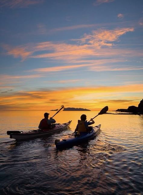 Kayaking Aesthetic, Sea Kayak, Sea Of Cortez, Kayak Camping, Kayak Adventures, Kayak Paddle, Kayak Trip, Sea Kayaking, Sunrises And Sunsets