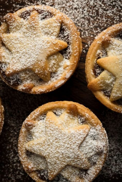 Gordon Ramsay Mince Pies Mince Pie Pastry, Christmas Pies, Fruit Mince Pies, Pie Pastry Recipe, Chicken Panini Recipes, Panini Recipes Chicken, Shortcrust Pastry Recipes, Mince Pie Recipe, Mincemeat Pie