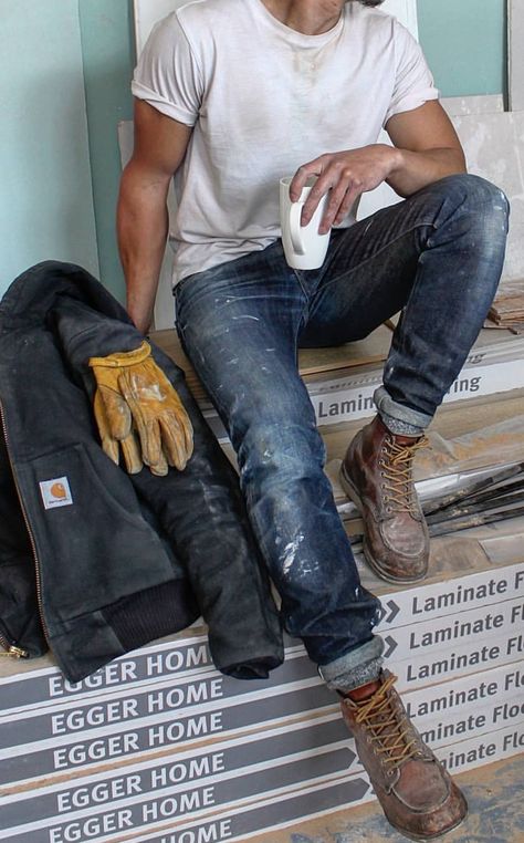 Work Clothes Men Construction, Tradesman Aesthetic, Work Wear Men Workwear Style, Mens Rustic Style, Tarah Dewitt, Mountain Man Style, Tessa Bailey, Boots Outfit Men, Carhartt Overalls