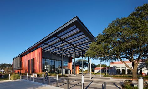 Gallery of Emancipation Park Expansion and Renovation / Perkins+Will - 1 Canoga Park, Healthcare Design, Arch Daily, Public Park, School Building, Building Exterior, Architecture Exterior, Architecture Project, Historic Buildings