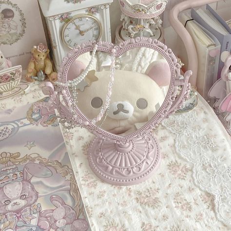 Pink House Interior, Pink Princess Aesthetic, Soft Pink Theme, Pretty Pink Princess, Kawaii Room, Pink Girly Things, Pink Vibes, Pink Themes, Princess Aesthetic