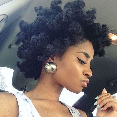 Photo Bantu Knot, Bantu Knot Out, Knot Out, Beautiful Natural Hair, Pelo Afro, Braid Out, Natural Hair Beauty, 4c Hair, Penteado Cabelo Curto