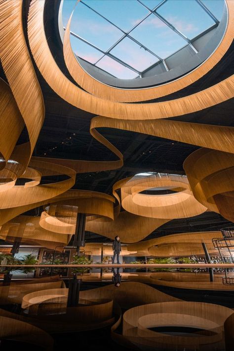 Warm. Sinuous. Infinite. How would you describe the ceiling of the @westfieldmallofthenetherlands? Design: @mvsa_architects Photos: @andyhendrata #kriskadecor #ceiling #ceilingdesign #ceilingdecor #interiordesign #commercialinteriors #retaildesign #hospitalitydesign Flowing Curtains, Westfield Mall, Open Ceiling, Small Kitchen Layouts, Suspended Ceiling, The Ceiling, Ceiling Decor, Commercial Interiors, Ceiling Design