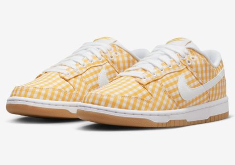 #nike #nikedunklow #sneakers #sneakerhead #sneakersaddict Nike Dunk Low Yellow, Nike Heels, Harrods London, Yellow Gingham, Yellow Nikes, Women Crafts, Exclusive Sneakers, Nike Dunk High, Sneakers Addict