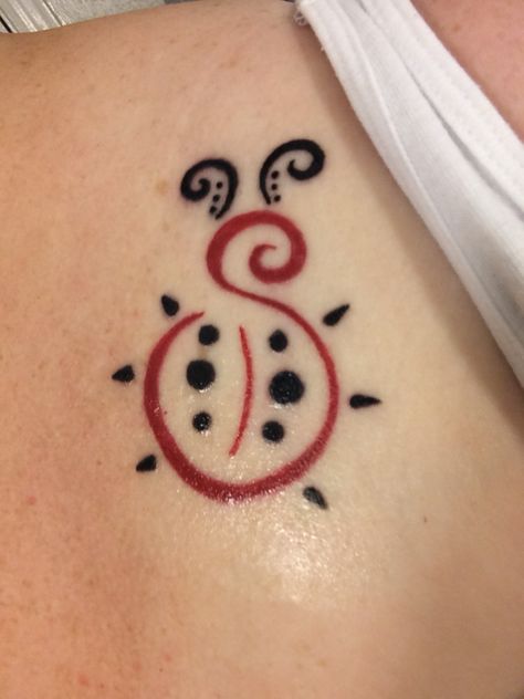 Ladybug tattoo Ladybug Tattoo, Lady Bug Tattoo, Bug Tattoo, Mommy Tattoos, Different Tattoos, Sister Tattoos, Dream Tattoos, Dope Tattoos, Little Tattoos