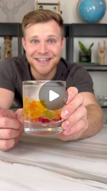 Timthetank on Instagram: "I call this drink The White Gummy Bear!" Gummy Bears Soaked In Vodka, Fruity Party Drinks, White Gummy Bear, Fruity Party, Body Hacks, Gummy Bear, Adult Drinks, Party Drinks, Gummy Bears