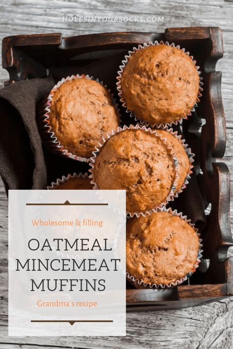 Mincemeat Muffins Recipe, Mincemeat Muffins, Mincemeat Cake, Fruit Muffins, Simple Muffin Recipe, Healthy Muffin Recipes, Homemade Muffins, Healthy Muffins, Oatmeal Recipes