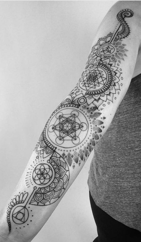 Mandala Sleeve, Monster Tattoo, Geometric Sleeve Tattoo, Sacred Geometry Tattoo, Tattoo Trend, Geometry Tattoo, Geometric Sleeve, Geometric Tattoo Design, Tattoos Geometric