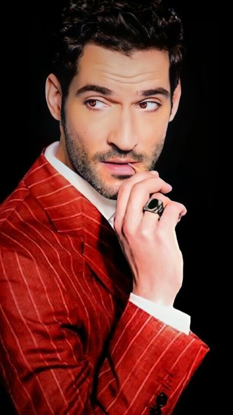 Lucifer Artwork, Lucifer Wings, Lucifer Series, Doctor Who Fan Art, Tom Ellis Lucifer, Lucifer Morningstar, Tom Ellis, Sharp Dressed Man, Morning Star