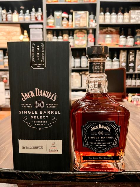 Jack Daniels Single Barrel Select Personal Collection “The Queen Mary Barrel VI” Barrel No.17-0656 Date 2/16/17 Rick No.L-24 750ml USA 🇺🇸 Whisky Jack Daniels, Jack Daniels Single Barrel, Whisky Jack, Single Barrel Bourbon, Jack Daniel's Tennessee Whiskey, Whisky Drinks, American Whiskey, Boozy Drinks, Drinking Quotes