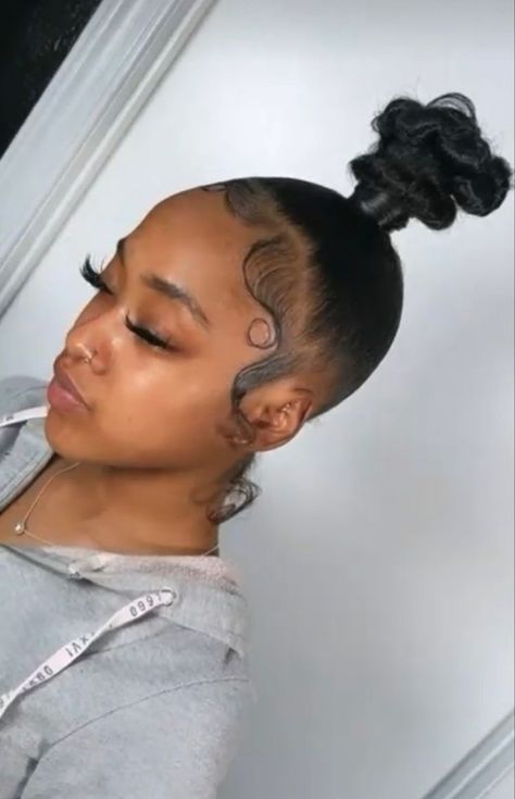 Barbie Pony, Light Purple Hair, Natural Hair Bun Styles, Weave Ponytail Hairstyles, Sleek Ponytail Hairstyles, Pony Tails, Black Ponytail Hairstyles, Braids Hairstyles Pictures, Braided Cornrow Hairstyles