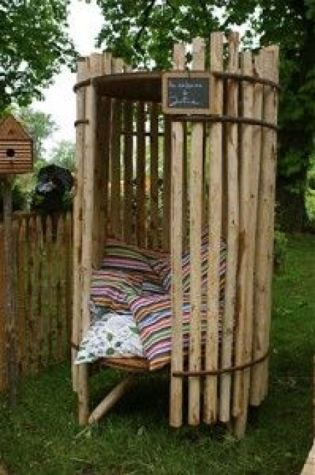 Outdoor Art Diy, Z Palette, Diy Garden Furniture, Backyard Projects, Garden Patio Furniture, Backyard Decor, Yard Ideas, Backyard Patio, Diy Outdoor