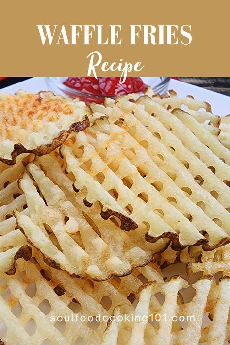 How to Make Waffle Fries Waffle Chips Recipe, Diy Waffle Fries, Potato Waffles Recipe, How To Make Waffle Fries, Homemade Waffle Fries, Waffle Fries Recipe, How To Make Waffle, Diy Waffles, Green Bean Salad Recipes