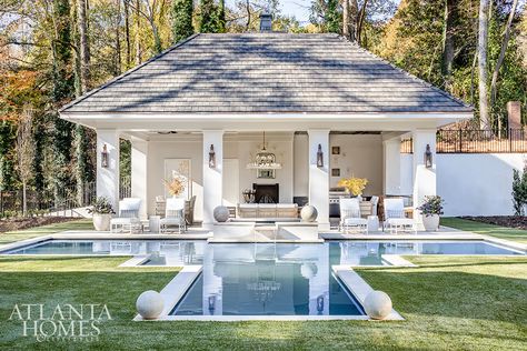 Graceful Grandeur - Atlanta Homes and Lifestyles Pool House Cabana, Mini Homes, Pool Pavilion, Pool House Designs, Pools Backyard Inground, Pool House Plans, Pool Cabana, Charming House, Casa Exterior