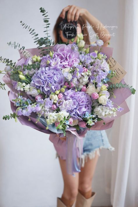 Lavender And Hydrangea, Grad Bouquet, Purple Hydrangea Bouquet, Hydrangea Wallpaper, Bouquet Aesthetic, Lilac Bouquet, Luxury Flower Bouquets, Special Events Decor, Handmade Flowers Fabric