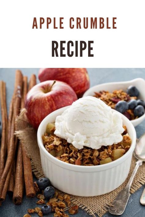 Today we share with you the recipe for a delicious dessert of soft apples covered with a crunchy layer of oatmeal and nuts. It is an apple crumble, a real treat! Soft Apples, Easy Apple Crumble, Tiny Pots, Apple Crumble Recipe, Crumble Recipe, Homemade Apple, Crumble Topping, Apple Crumble, Baked Apples