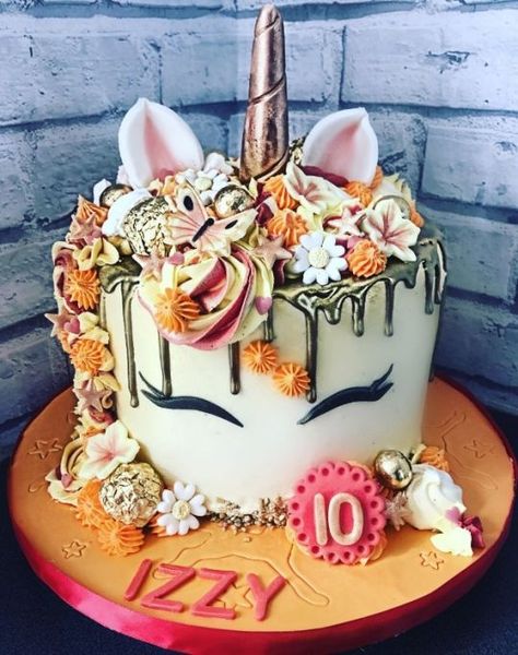 Unicorn Drip Cake, Ganache Drip, Unicorn Stuff, Savory Cakes, Meringue Kisses, Gold Chocolate, Baking Fun, Unicorn Princess, Raspberry Smoothie