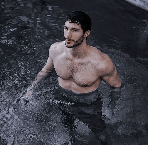 Federico Massaro, Zodiac Academy, Rich Boy, Pretty Face, Jon Snow, Instagram Story, Berry, Batman, University