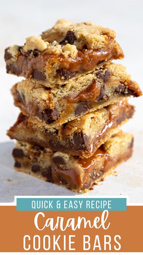 These caramel cookie bars are a fun twist on a classic! They're made with buttery, sweet chocolate chip cookie dough that are ribboned with a generous layer of chewy caramel. Caramel Cookie Bars, Caramel Cookies Bars, Chewy Caramel, Caramel Bars, Sugar Cookie Bars, Caramel Brownies, Caramel Cookies, Salted Caramel Chocolate, Homemade Donuts