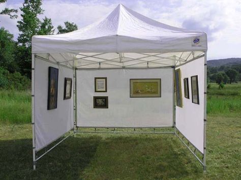 Dasken Designs: 10 Tips for Outdoor Craft Shows - great info about tents and weights! Festival Display, Art Fair Display, Art Fair Booth, Craft Show Booths, Festival Booth, Exhibition Ideas, Fair Booth, Fair Display, Craft Fairs Booth