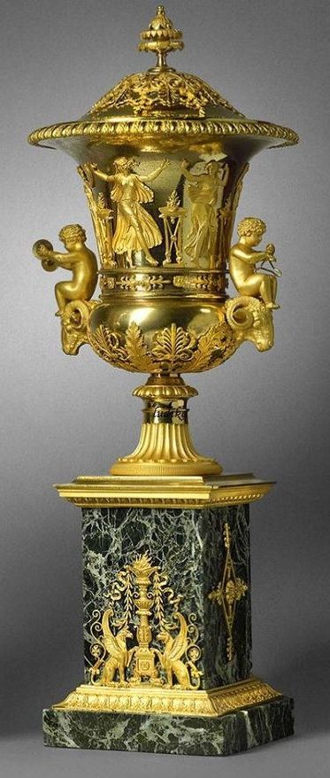 Vintage object of art Gold Urn, Marble Pedestal, Urn Vase, Antique Vase, Empire Style, Touch Of Gold, Classic Furniture, Objet D'art, Beautiful Vase