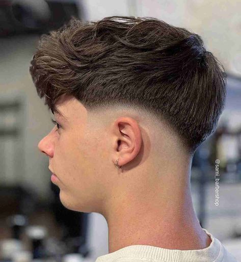 Fesyen Rambut Lelaki, Taper Fade Short Hair, Fade Haircut Curly Hair, Drop Fade Haircut, Mid Fade Haircut, Haircut Selfie, Low Skin Fade, Photo Hijab, Mens Haircuts Short Hair