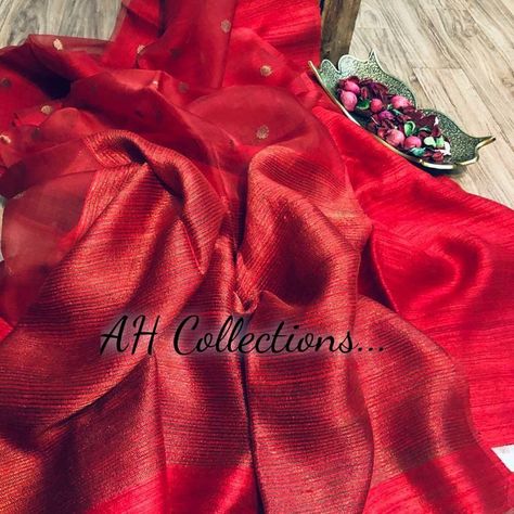 Handwoven pure matka with muslin silk half n half saree Rs 5999+ shipping*(Iw) Half N Half Saree, Half Saree, Handloom Saree, Red Leather, Red Leather Jacket, Hand Weaving, Leather Jacket, Saree, Pure Products