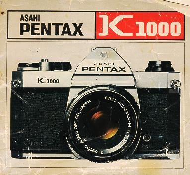 Got this camera for my birthday when I was 15 for high school photography Camera Ads, Camera Crafts, Fotocamere Vintage, Pentax K1000, College Photography, Pentax Camera, Old Cameras, Camera Obscura, Prime Lens