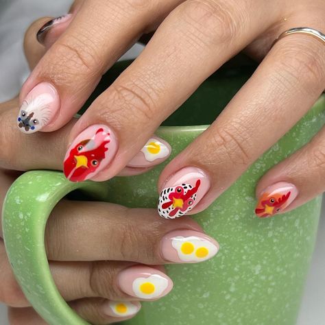 Nails With Chickens, Chicken Nail Art Designs, Chicken Nails Designs, Weird Nails Design, Fun Gel Nails Ideas, Earth Day Nails, Food Nails Designs, Funny Nail Designs, Funny Nails Ideas