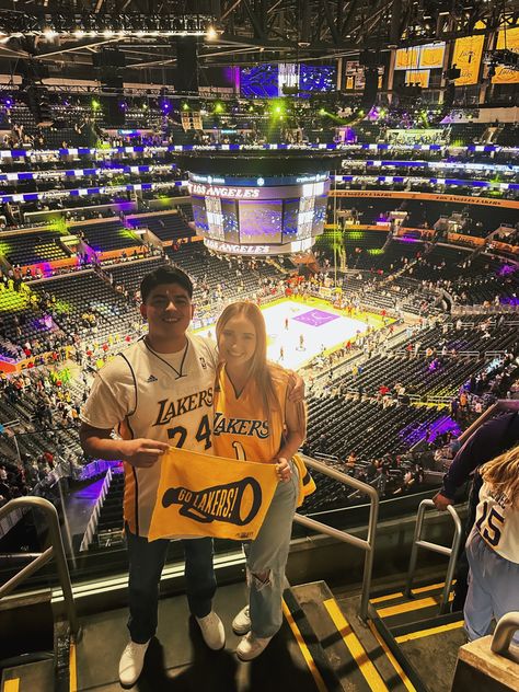 #lakers #la #basketball #nba #boyfriend #pictureideas Nba Boyfriend, Lakers Aesthetic, Lakers Stadium, Lakers Game, Game Aesthetic, Game Pictures, Los Angeles Lakers, Nba, Basketball