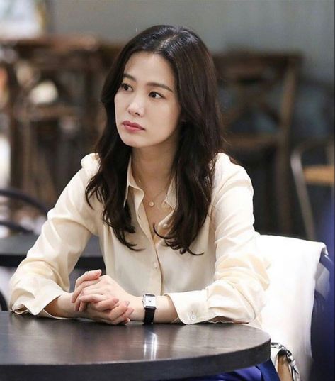 Kim Hyun Joo, Outfit Korean Style, Outfit Korean, Kim Hyun, Korean Star, Korean Actresses, Korean Actress, Office Outfits, Girl Icons