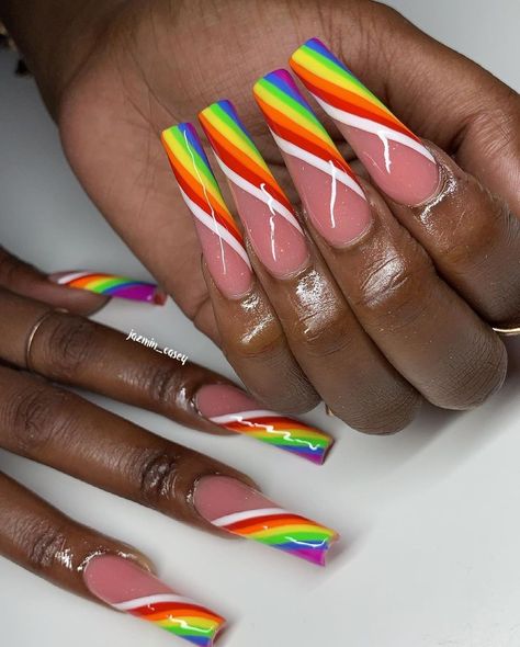 Pride Nails Square, Candy Heart Nails Acrylic, Gay Pride Nails Acrylic, Lgbtq Nail Designs, Gay Pride Nails Designs, Rainbow Design Nails, Pride Nails Acrylic Coffin, Pride Nails Designs Acrylic, Pride Flag Nails