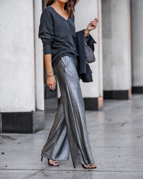 Black Sequence Pants Outfits, Silver Wide Leg Pants Outfit, Metallic Pants Outfit Silver, Sparkly Trousers Outfit, How To Style Silver Pants, Metallic Blazer Outfit, Black Sequin Joggers Outfit, How To Style Sequin Pants, Velvet Wide Leg Pants Outfit