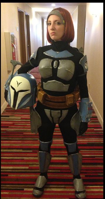 Awesome DragonCon Bo Katan Cosplay Bo Katan Costume, Star Wars Bo Katan, Bo Katan Cosplay, Bo Katan Jetpack, Bo Katan Cosplay Diy, Bo Katan Kryze Cosplay, Bokatan Mandalorian Cosplay, Bo Katan Kryze Helmet, Mandalorian Costume