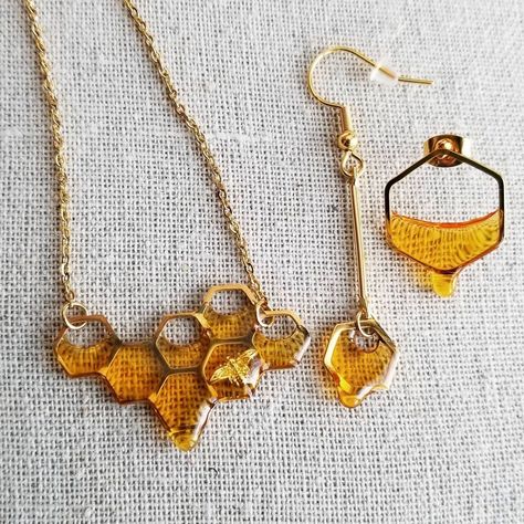 Handmade Honey Color Jewelry Gift, Handmade Honey Jewelry For Gift, Handmade Honey-colored Jewelry For Gifts, Dripping Honeycomb, Honey Jewelry, Asymmetrical Necklace, Honeycomb Necklace, Instagram Jewelry, Bee Jewelry