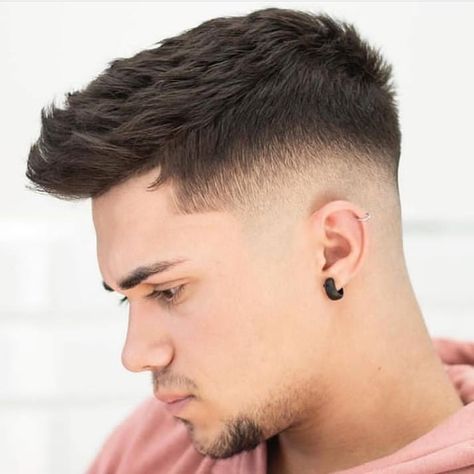 V Shaped Haircut, Mid Fade Haircut, Men Fade Haircut Short, Short Fade Haircut, Gents Hair Style, Men Haircut Curly Hair, Cortes De Cabello, Mens Hairstyles Thick Hair, Men Hair Color