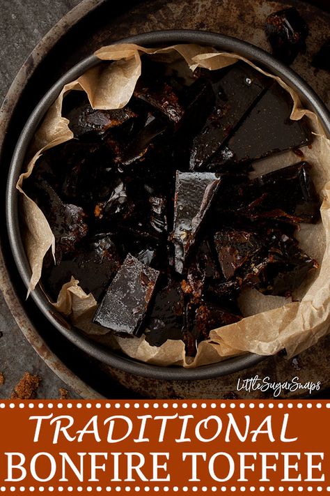 Vegan Bonfire Food, Bonfire Toffee Recipe, Treacle Toffee Recipe, Bonfire Night Desserts, Guy Fawkes Night Food, Black Treacle Recipes, Bonfire Desserts, Treacle Recipes, Bonfire Recipes